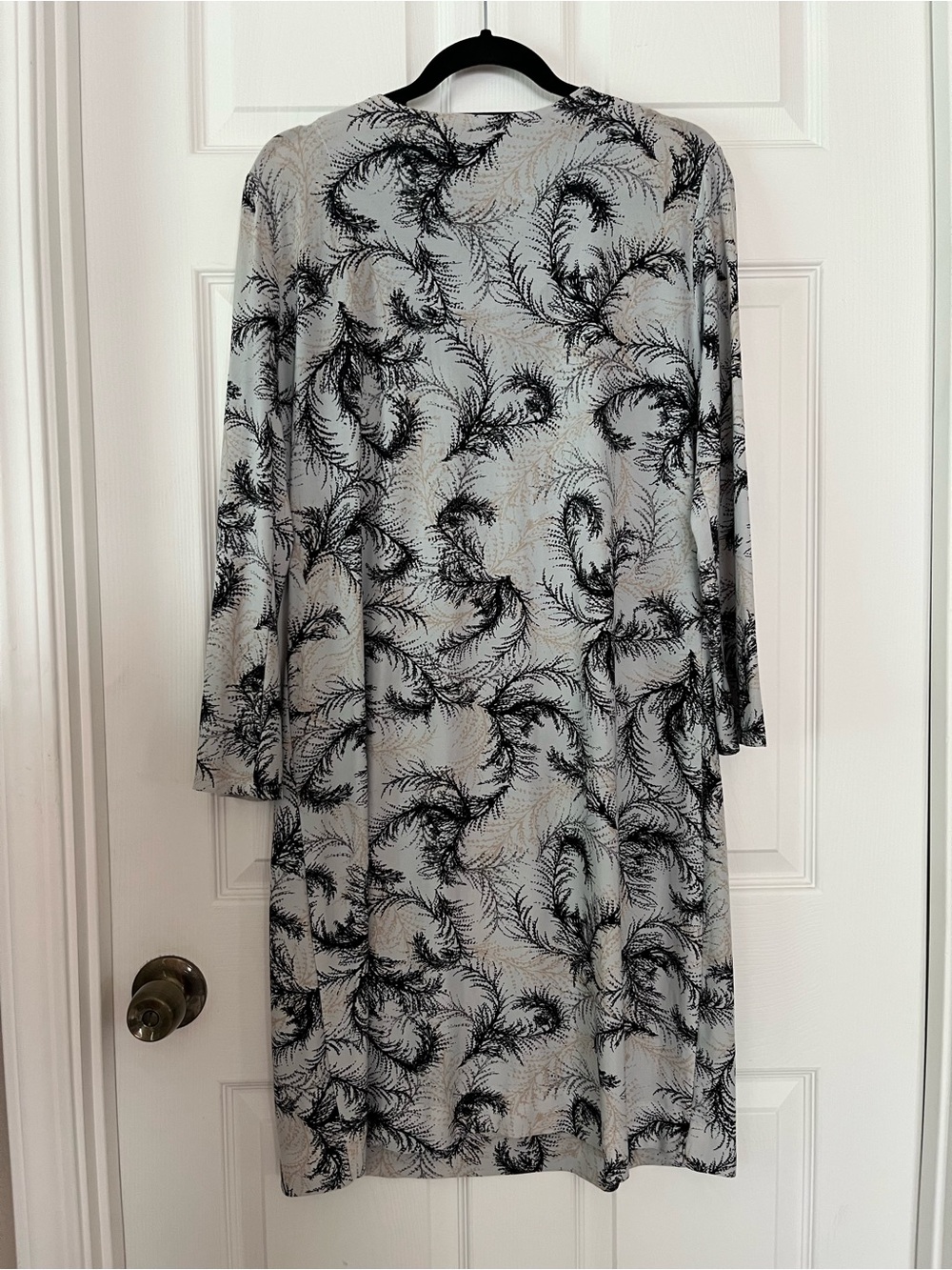 Soma SzM (see desc) Lace Trim Long Sleeve Nightdress in Lt Gray, Black - Picture 2 of 5